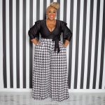 This Plus Size Women Houndstooth Wide Leg Pants Design Made Of Durable And Stretchy Material. It Is a Must-Have Item For Your Closet. Global Lover Offer a Rich Selection Of Wholesale Plus Size Bottoms. You Will Find Wide Range Fabric