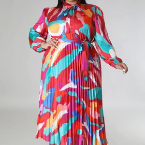 This Plus Size Women Lace-Up Long Sleeve Printed Pleated Dress Made Of Soft And Elastic Fabric. Global Lover Wholesale Plus Size Dresses And Hope Curvy Ladies Find Here a Warm And Exciting Place To Shop Affordable Curvy Dresses Online - Plus Size Casual