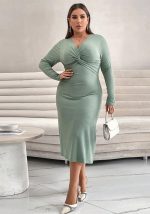 This Plus Size Women Long Sleeve French Mermaid Skirt Made Of Soft And Elastic Fabric. Global Lover Wholesale Plus Size Dresses And Hope Curvy Ladies Find Here a Warm And Exciting Place To Shop Affordable Curvy Dresses Online - Plus Size Casual