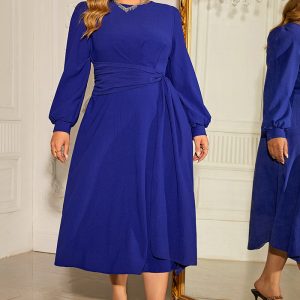 This Plus Size Women Long Sleeve Lace Up Puff Sleeve Chic Dress Made Of Soft And Elastic Fabric. Global Lover Wholesale Plus Size Dresses And Hope Curvy Ladies Find Here a Warm And Exciting Place To Shop Affordable Curvy Dresses Online - Plus Size Casual