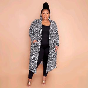 This Plus Size Women Long Sleeve Print Jacket Made Of Comfortable And Soft Fabric. It Is a Must-Have Item For Curvy Ladies In Autumn And Winter. Global Lover Offer All Kinds Of Women¡¯s Plus Size Coat And Hope Curvy Ladies Find Here a Warm And Exciting Place To Shop - Wholesale Plus Size Jackets