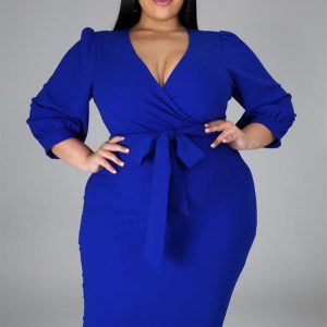 This Plus Size Women Long Sleeve Style v Neck Bodycon Dress Made Of Soft And Elastic Fabric. Global Lover Wholesale Plus Size Dresses And Hope Curvy Ladies Find Here a Warm And Exciting Place To Shop Affordable Curvy Dresses Online - Plus Size Casual