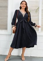 This Plus Size Women Paneled Web Long Sleeve Loose Dress Made Of Soft And Elastic Fabric. Global Lover Wholesale Plus Size Dresses And Hope Curvy Ladies Find Here a Warm And Exciting Place To Shop Affordable Curvy Dresses Online - Plus Size Casual