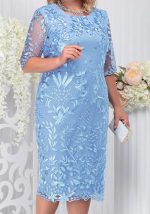 This Plus Size Women Patchwork Embroidered Lace Dress Made Of Soft And Elastic Fabric. Global Lover Wholesale Plus Size Dresses And Hope Curvy Ladies Find Here a Warm And Exciting Place To Shop Affordable Curvy Dresses Online - Plus Size Casual