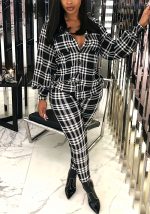 This Plus Size Women Plaid Button Top And Pant Two-Piece Set Design And Made Of Comfortable And Elastic Fabric. Wholesale Plus Size Two Piece Sets Is a Must-Have Item For Curvy Ladies. Two Piece Sets Can Either Be Worn Together Or Individually