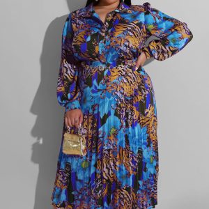 This Plus Size Women Printed Long Sleeve Top + Ruched Skirt Two-Piece Set Made Of Soft And Elastic Fabric. Global Lover Wholesale Plus Size Dresses And Hope Curvy Ladies Find Here a Warm And Exciting Place To Shop Affordable Curvy Dresses Online - Plus Size Casual