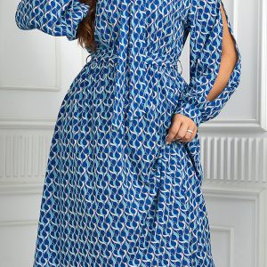 This Plus Size Women Printed Puff Sleeve Dress Made Of Soft And Elastic Fabric. Global Lover Wholesale Plus Size Dresses And Hope Curvy Ladies Find Here a Warm And Exciting Place To Shop Affordable Curvy Dresses Online - Plus Size Casual