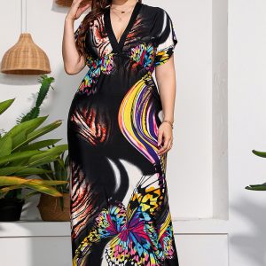 This Plus Size Women Short Sleeves v Collar Print Dress Made Of Soft And Elastic Fabric. Global Lover Wholesale Plus Size Dresses And Hope Curvy Ladies Find Here a Warm And Exciting Place To Shop Affordable Curvy Dresses Online - Plus Size Casual