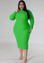 This Plus Size Women Solid Bubble Long Sleeve Dress Made Of Soft And Elastic Fabric. Global Lover Wholesale Plus Size Dresses And Hope Curvy Ladies Find Here a Warm And Exciting Place To Shop Affordable Curvy Dresses Online - Plus Size Casual