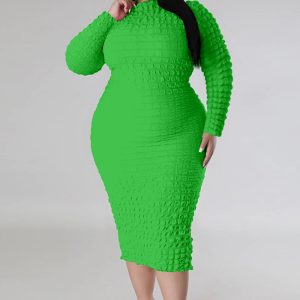 This Plus Size Women Solid Bubble Long Sleeve Dress Made Of Soft And Elastic Fabric. Global Lover Wholesale Plus Size Dresses And Hope Curvy Ladies Find Here a Warm And Exciting Place To Shop Affordable Curvy Dresses Online - Plus Size Casual