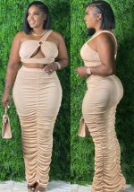 This Plus Size Women Solid Pleated Cutout Sexy Crop Top And Skirt Two-Piece Set Design And Made Of Comfortable And Elastic Fabric. Wholesale Plus Size Two Piece Sets Is a Must-Have Item For Curvy Ladies. Two Piece Sets Can Either Be Worn Together Or Individually