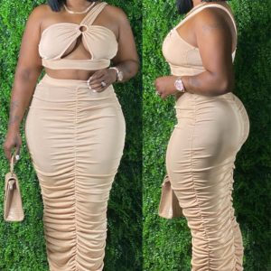 This Plus Size Women Solid Pleated Cutout Sexy Crop Top And Skirt Two-Piece Set Design And Made Of Comfortable And Elastic Fabric. Wholesale Plus Size Two Piece Sets Is a Must-Have Item For Curvy Ladies. Two Piece Sets Can Either Be Worn Together Or Individually