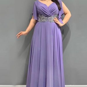 This Plus Size Women Solid v Neck Formal Party Maxi Dress Made Of Soft And Elastic Fabric. Global Lover Wholesale Plus Size Dresses And Hope Curvy Ladies Find Here a Warm And Exciting Place To Shop Affordable Curvy Dresses Online - Plus Size Casual