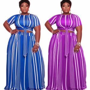 This Plus Size Women Striped Print Top + Dress Two-Piece Set Design And Made Of Comfortable And Elastic Fabric. Wholesale Plus Size Two Piece Sets Is a Must-Have Item For Curvy Ladies. Two Piece Sets Can Either Be Worn Together Or Individually