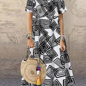 This Plus Size Women Summer Short Sleeve Printed Maxi Dress Design Made Of High Quality Polyster And Spandex Material