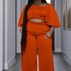 This Plus Size Women Summer Short Sleeve Top And Pants Casual Two-Piece Set Design And Made Of Comfortable And Elastic Fabric. Wholesale Plus Size Two Piece Sets Is a Must-Have Item For Curvy Ladies. Two Piece Sets Can Either Be Worn Together Or Individually