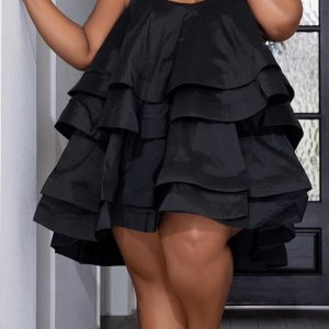 This Plus Size Women Suspenders Cascading Ruffles Dress Made Of Soft And Elastic Fabric. Global Lover Wholesale Plus Size Dresses And Hope Curvy Ladies Find Here a Warm And Exciting Place To Shop Affordable Curvy Dresses Online - Plus Size Casual