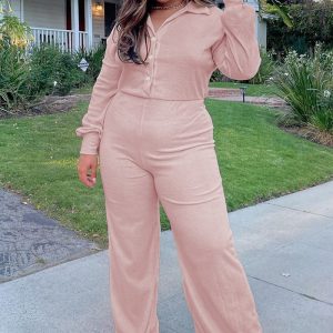 This Plus Size Women Turndown Collar Jumpsuit Design And Made Of Comfortable And Elastic Fabric. Wholesale Plus Size Two Piece Sets Is a Must-Have Item For Curvy Ladies. Two Piece Sets Can Either Be Worn Together Or Individually