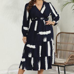 This Plus Size Women v-Neck Dress Made Of Soft And Elastic Fabric. Global Lover Wholesale Plus Size Dresses And Hope Curvy Ladies Find Here a Warm And Exciting Place To Shop Affordable Curvy Dresses Online - Plus Size Casual