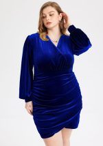 This Plus Size Women v Neck Elegant French Velvet Long Sleeve Bodycon Dress Made Of Soft And Elastic Fabric. Global Lover Wholesale Plus Size Dresses And Hope Curvy Ladies Find Here a Warm And Exciting Place To Shop Affordable Curvy Dresses Online - Plus Size Casual