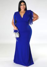 This Plus Size Women v-Neck Solid Sleeveless Fringe Dress Made Of Soft And Elastic Fabric. Global Lover Wholesale Plus Size Dresses And Hope Curvy Ladies Find Here a Warm And Exciting Place To Shop Affordable Curvy Dresses Online - Plus Size Casual