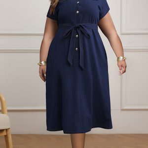 This Plus Size Women Winter Turndown Collar Short Sleeve Dress Made Of Soft And Elastic Fabric. Global Lover Wholesale Plus Size Dresses And Hope Curvy Ladies Find Here a Warm And Exciting Place To Shop Affordable Curvy Dresses Online - Plus Size Casual