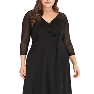 This Plus Size Women Mesh Patchwork v-Neck Elegant 3/4 Sleeve Dress Made Of Soft And Elastic Fabric. Global Lover Wholesale Plus Size Dresses And Hope Curvy Ladies Find Here a Warm And Exciting Place To Shop Affordable Curvy Dresses Online - Plus Size Casual