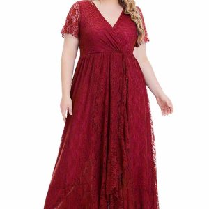 This Plus Size Women's Evening Dress Lace Bridesmaid Dress Made Of Soft And Elastic Fabric. Global Lover Wholesale Plus Size Dresses And Hope Curvy Ladies Find Here a Warm And Exciting Place To Shop Affordable Curvy Dresses Online - Plus Size Casual