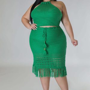 This Plus Size Women's Fringe Knitting Casual Two-Piece Skirt Set Design And Made Of Comfortable And Elastic Fabric. Wholesale Plus Size Two Piece Sets Is a Must-Have Item For Curvy Ladies. Two Piece Sets Can Either Be Worn Together Or Individually