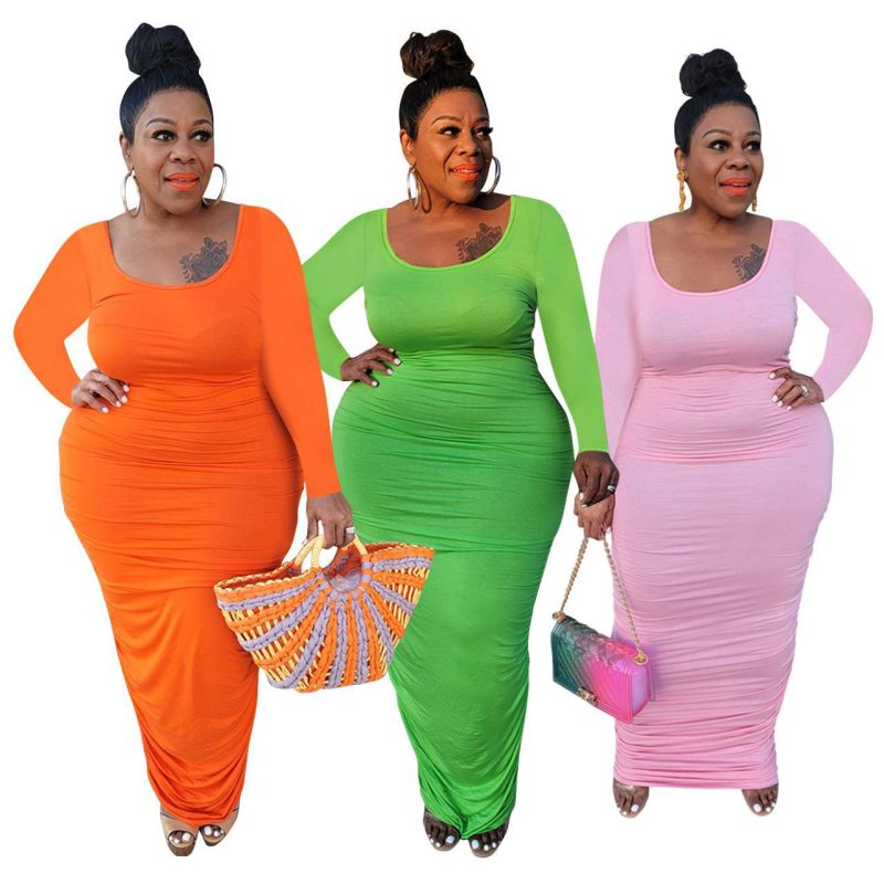 This Plus Size Women's Solid Color Pleated Long Sleeve Maxi Dress Plus Size Made Of Soft And Elastic Fabric. Global Lover Wholesale Plus Size Dresses And Hope Curvy Ladies Find Here a Warm And Exciting Place To Shop Affordable Curvy Dresses Online - Plus Size Casual