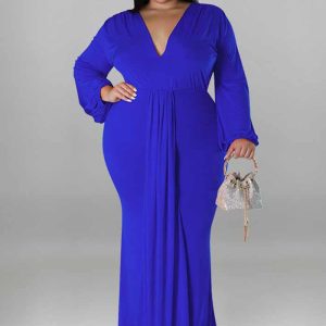 This Plus Size Women's Solid Color Sexy Deep v Neck Long Sleeve Pleated Dress Made Of Soft And Elastic Fabric. Global Lover Wholesale Plus Size Dresses And Hope Curvy Ladies Find Here a Warm And Exciting Place To Shop Affordable Curvy Dresses Online - Plus Size Casual