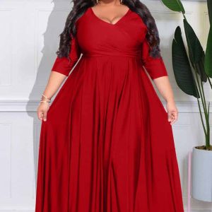 This Plus Size Women's Solid Color v-Neck Sexy Wedding Long Dress Made Of Soft And Elastic Fabric. Global Lover Wholesale Plus Size Dresses And Hope Curvy Ladies Find Here a Warm And Exciting Place To Shop Affordable Curvy Dresses Online - Plus Size Casual