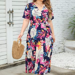 This Plus Size Women's Summer Short Sleeve v-Neck Print Slim Waist Dress For Women Made Of Soft And Elastic Fabric. Global Lover Wholesale Plus Size Dresses And Hope Curvy Ladies Find Here a Warm And Exciting Place To Shop Affordable Curvy Dresses Online - Plus Size Casual