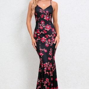 This Sexy Slim-Fitting Straps Fishtail Long Dress Women's Clothing Design Made Of High Quality Polyster And Spandex Material