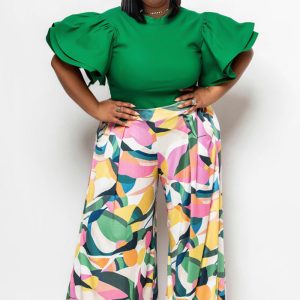 This Spring Ladies Round Neck Ruffled Short Sleeve Top Printed Wide Leg Pants Two Piece Set Design And Made Of Comfortable And Elastic Fabric. Wholesale Plus Size Two Piece Sets Is a Must-Have Item For Curvy Ladies. Two Piece Sets Can Either Be Worn Together Or Individually