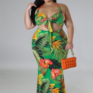 This Spring Print Halter Neck Tie Dress Set Design And Made Of Comfortable And Elastic Fabric. Wholesale Plus Size Two Piece Sets Is a Must-Have Item For Curvy Ladies. Two Piece Sets Can Either Be Worn Together Or Individually