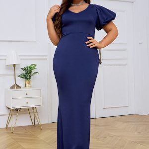 This Spring Summer Plus Size Ladies Formal Party Evening Dress v-Neck Low Back Sexy Puff Sleeve Dress Made Of Soft And Elastic Fabric. Global Lover Wholesale Plus Size Dresses And Hope Curvy Ladies Find Here a Warm And Exciting Place To Shop Affordable Curvy Dresses Online - Plus Size Casual