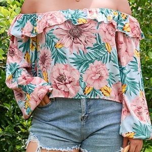 This Spring Summer Sexy Print Ruffle Off Shoulder Plus Size Blouse Top Made Of Comfortable And Elastic Fabric. It Is Wholesale Sexy Plus Size Tops For Women. With The Gradual Rise Of Feminist Awareness