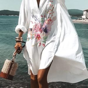 This Summer Fit Ladies Long Sleeve Plus Size Bohemian Print Loose Dress Made Of Soft And Elastic Fabric. Global Lover Wholesale Plus Size Dresses And Hope Curvy Ladies Find Here a Warm And Exciting Place To Shop Affordable Curvy Dresses Online - Plus Size Casual