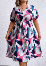 This Summer Geometric Multicolor Patchwork v-Neck Maxi Dress Made Of Soft And Elastic Fabric. Global Lover Wholesale Plus Size Dresses And Hope Curvy Ladies Find Here a Warm And Exciting Place To Shop Affordable Curvy Dresses Online - Plus Size Casual