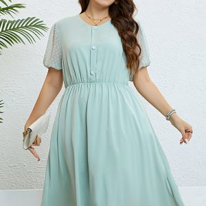 This Summer Light Green Round Neck Slim Waist Casual Midi Dress Made Of Soft And Elastic Fabric. Global Lover Wholesale Plus Size Dresses And Hope Curvy Ladies Find Here a Warm And Exciting Place To Shop Affordable Curvy Dresses Online - Plus Size Casual