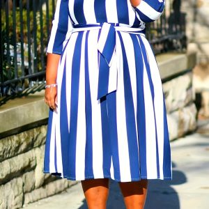 This Summer Plus Size Elegant Chic Stripe Print Midi Dress Made Of Soft And Elastic Fabric. Global Lover Wholesale Plus Size Dresses And Hope Curvy Ladies Find Here a Warm And Exciting Place To Shop Affordable Curvy Dresses Online - Plus Size Casual