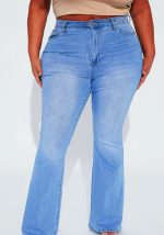 This Summer Plus Size Women Embroidered Stretch Bell Bottom Denim Trousers Design Made Of Durable And Stretchy Material. It Is a Must-Have Item For Your Closet. Global Lover Offer a Rich Selection Of Wholesale Plus Size Bottoms. You Will Find Wide Range Fabric