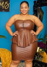 This Summer Plus Size Women Sexy Pu Leather Strapless Top And Bodycon Skirt Two-Piece Set Design And Made Of Comfortable And Elastic Fabric. Wholesale Plus Size Two Piece Sets Is a Must-Have Item For Curvy Ladies. Two Piece Sets Can Either Be Worn Together Or Individually