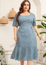 This Summer Plus Size Women Square Neck Short Sleeve Floral Mermaid Dress Made Of Soft And Elastic Fabric. Global Lover Wholesale Plus Size Dresses And Hope Curvy Ladies Find Here a Warm And Exciting Place To Shop Affordable Curvy Dresses Online - Plus Size Casual