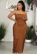 This Summer Plus Size Women's Strapless Tight Fitting Slit Tassel Dress Made Of Soft And Elastic Fabric. Global Lover Wholesale Plus Size Dresses And Hope Curvy Ladies Find Here a Warm And Exciting Place To Shop Affordable Curvy Dresses Online - Plus Size Casual