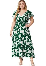 This Summer Plus Size Women's v-Neck Print Dress Made Of Soft And Elastic Fabric. Global Lover Wholesale Plus Size Dresses And Hope Curvy Ladies Find Here a Warm And Exciting Place To Shop Affordable Curvy Dresses Online - Plus Size Casual