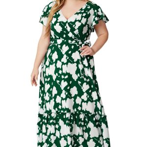 This Summer Plus Size Women's v-Neck Print Dress Made Of Soft And Elastic Fabric. Global Lover Wholesale Plus Size Dresses And Hope Curvy Ladies Find Here a Warm And Exciting Place To Shop Affordable Curvy Dresses Online - Plus Size Casual