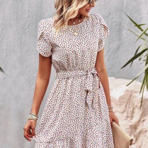 This Summer Printed Belted Slim Waist Women's Round Neck Chic Casual Dress Design Made Of High Quality Polyster And Spandex Material. It Is Stretchy