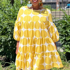 This Summer Women Large Polka Dot Loose Round Neck Half-Sleeve Pleated Dress Design Made Of High Quality Polyster And Spandex Material. It Is Stretchy